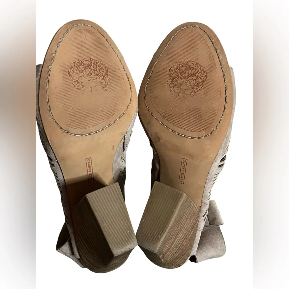 Vince Camuto Kimora Peep Toe Booties Taupe Cutout Heels 9